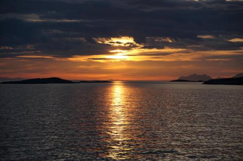 Überfahrt von Bodø über den Vestfjord nach Moskenes