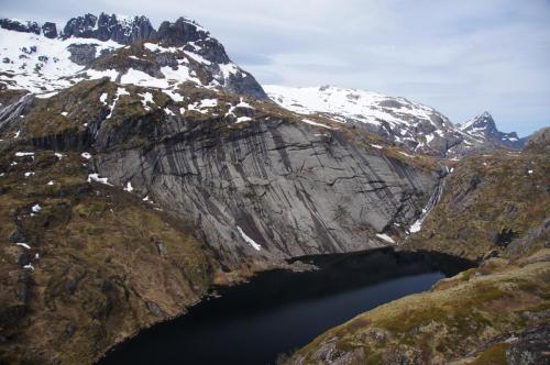 Tridalsvatnet auf dem Weg zur Djupfjordheia